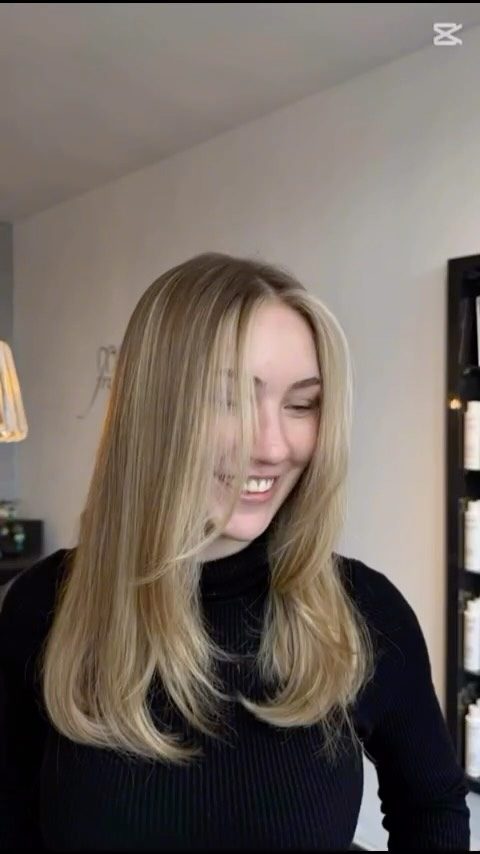 Instagram post from miraschmittfriseure. This post is in position 4.