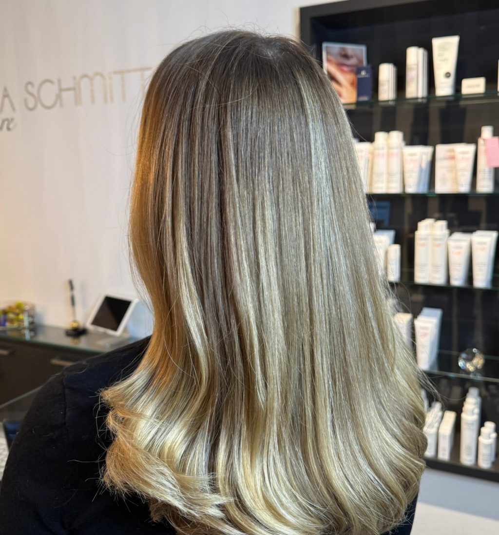 Instagram post from miraschmittfriseure. This post is in position 1.