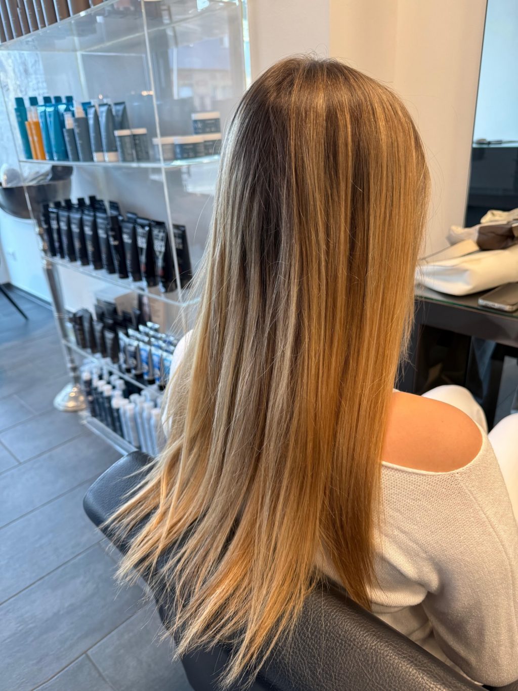 Instagram post from miraschmittfriseure. This post is in position 2.